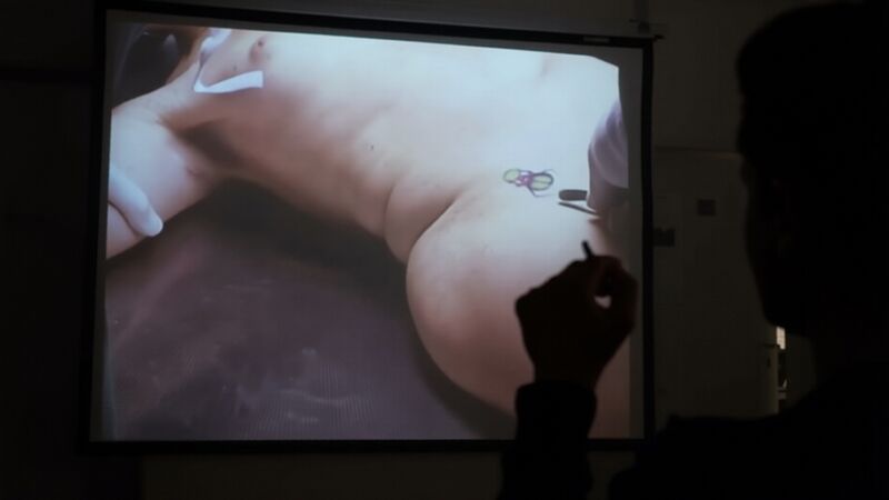 Plik:Agata Buzek paparazzo 25.jpg