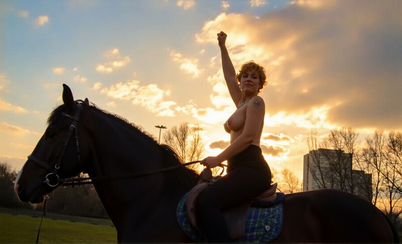 Plik:Aleksandra Domanska womenrightscenter 01.jpg