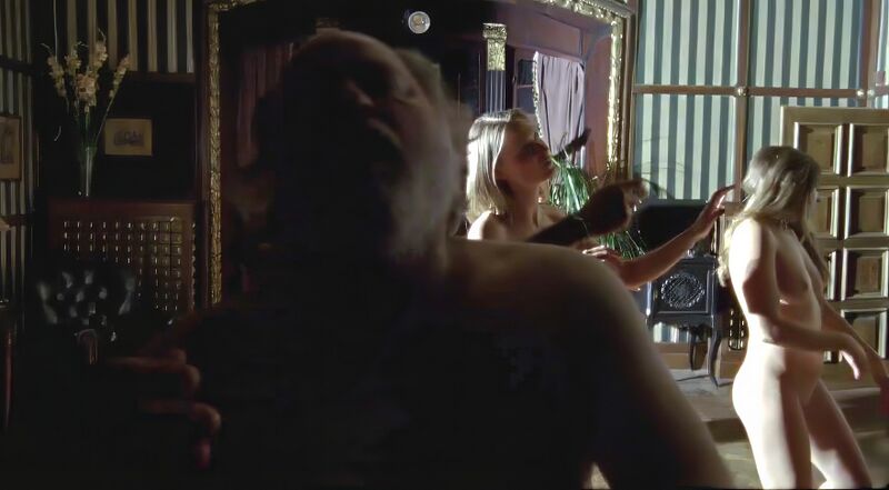 Plik:Aleksandra Nowosadko czlowiekdowszystkiego 06.jpg