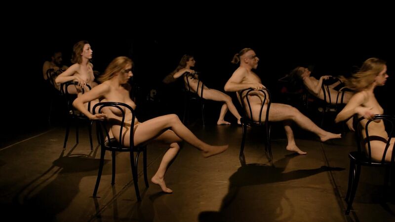 Plik:Alina Bachara Krystyna Szymura Katarzyna Gogacz Natalia Kruszyna Zuzanna Lapka umarlamzeszczescia 3.jpg