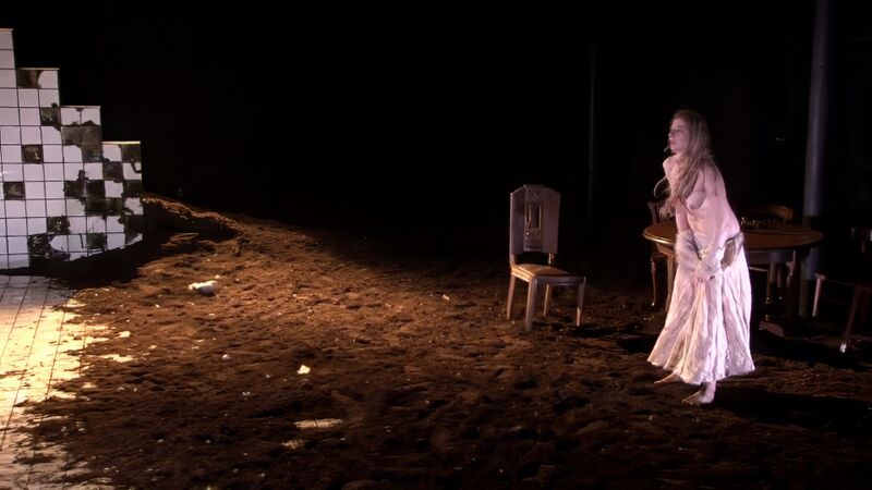 Plik:Anna Smolowik wichrowewzgorza 05.jpg