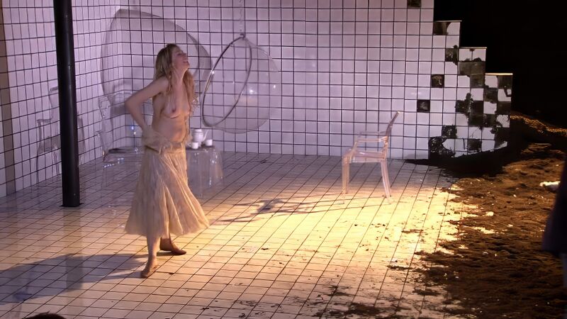 Plik:Anna Smolowik wichrowewzgorza 13.jpg