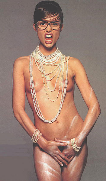 Plik:Izabella Scorupco foto 5.jpg