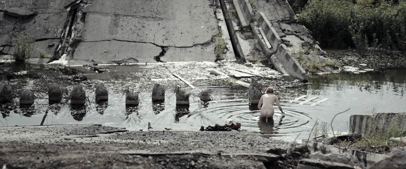 Plik:Karolina Rzepa 2siostry 03.jpg