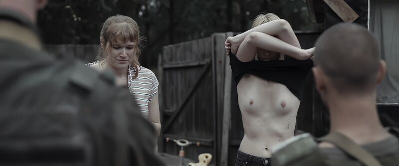 Plik:Karolina Rzepa 2siostry 07.jpg