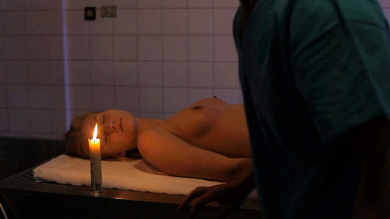 Plik:Patrycja Skrodzka swieczka 07.jpg