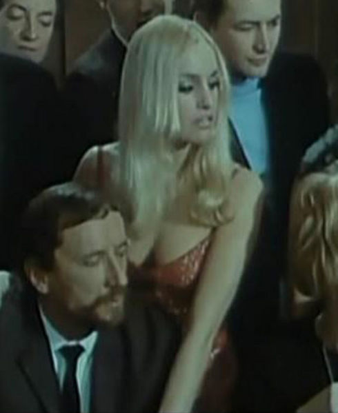 Plik:Urszula Galecka czekam w monte-carlo 2.jpg